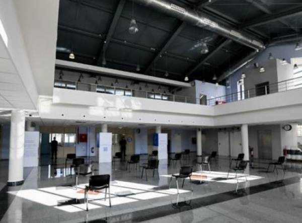 «Πρεμιέρα» για το mega εμβολιαστικό κέντρο στην Πάτρα
