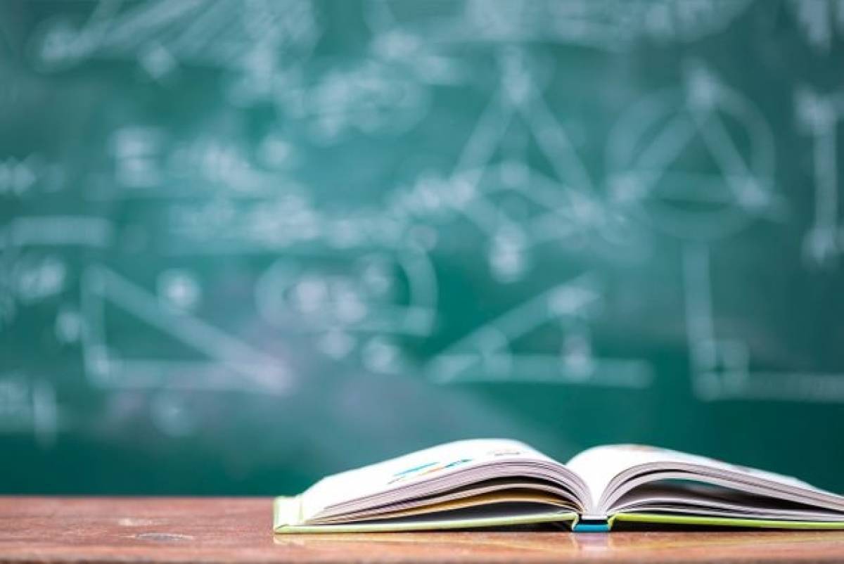 Έκθεση Κομισιόν: Το 27% των Ελλήνων μαθητών υστερεί στην ανάγνωση