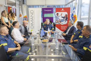 DIMAND, Teleperformance και Barphone: Δωρίζουν 4 οχήματα στην Πυροσβεστική