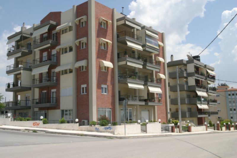 Ενιαίο φόρο στα ακίνητα από το 2013 προωθεί η κυβέρνηση