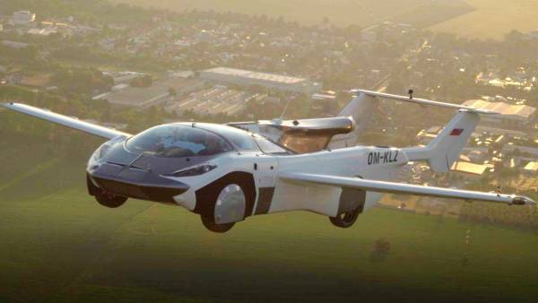 Lacuna Technologies: Διαθέσιμα ακόμα και το 2024 τα ιπτάμενα αυτοκίνητα
