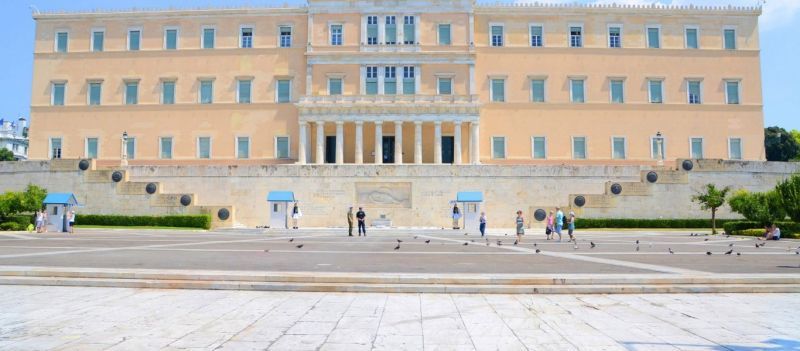 Ένωση τέως Βουλευτών: Η συμμαχία ετοιμάζεται να μας πουλήσει ξανά;