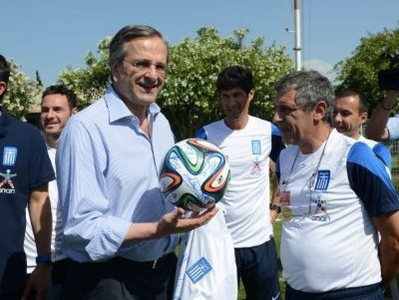 Διεθνείς στον πρωθυπουργό: Δεν θέλουμε λεφτά, παίζουμε για την Ελλάδα
