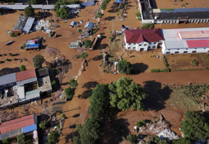 Στους 13 οι νεκροί από τις καταστροφικές καταιγίδες στη βόρεια Κίνα – Πέντε αγνοούμενοι