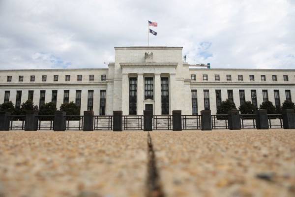 «Καμπανάκι» Fed για εταιρικές πτωχεύσεις στις ΗΠΑ