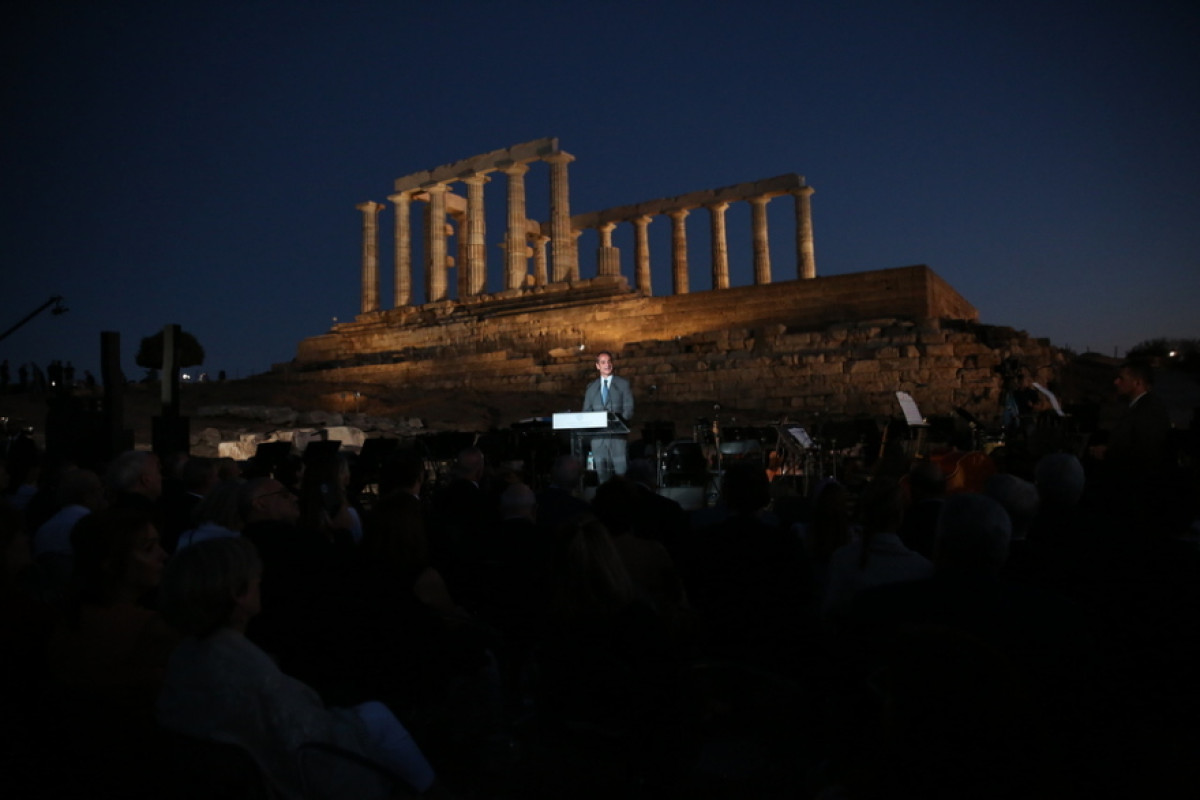 Μητσοτάκης: Ο Ναός του Ποσειδώνα λάμπει ακόμα περισσότερο