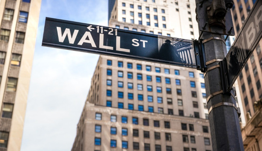 Wall Street: Ο Πάουελ έκοψε τη φορά των επενδυτών – Μόνο ο Nasdaq «διασώθηκε» με νέο ρεκόρ
