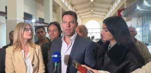 Κασσελάκης: Η ακρίβεια φτωχοποιεί με εκθετικό τρόπο το λαό