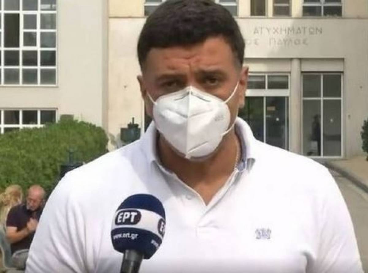 Κικίλιας: Στο ΚΑΤ που νοσηλεύονται πυροσβέστες λόγω της πυρκαγιάς