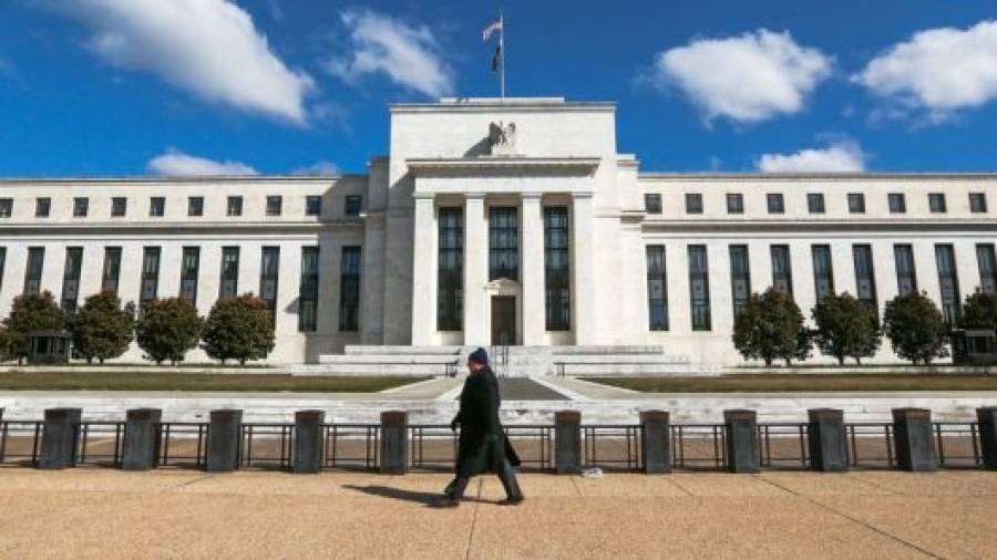 Η Fed εξετάζει πιο χαλαρές κεφαλαιακές απαιτήσεις για ξένες τράπεζες