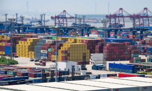 ΗΠΑ: Αυξήθηκε 1,6% το εμπορικό έλλειμμα τον Ιανουάριο, αλλά...δημιουργεί ελπίδες