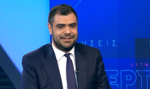 Μαρινάκης: «Εκτός πραγματικότητας» η αντιπολίτευση για τα social media
