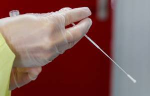 ΕΕΑ: Δωρεάν rapid tests σε επιχειρηματίες και ελεύθερους επαγγελματίες