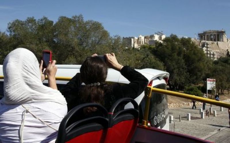 Επιβεβαιώνει την άνοδο του τουρισμού η ΤτΕ