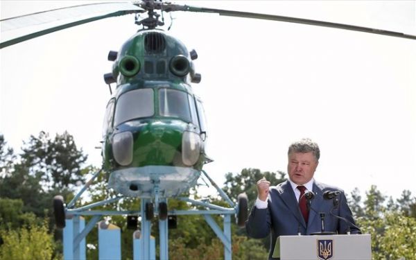 Ποροσένκο: Δεν αποκλείεται το ενδεχόμενο ρωσικής γενικής εισβολής στην Ουκρανία