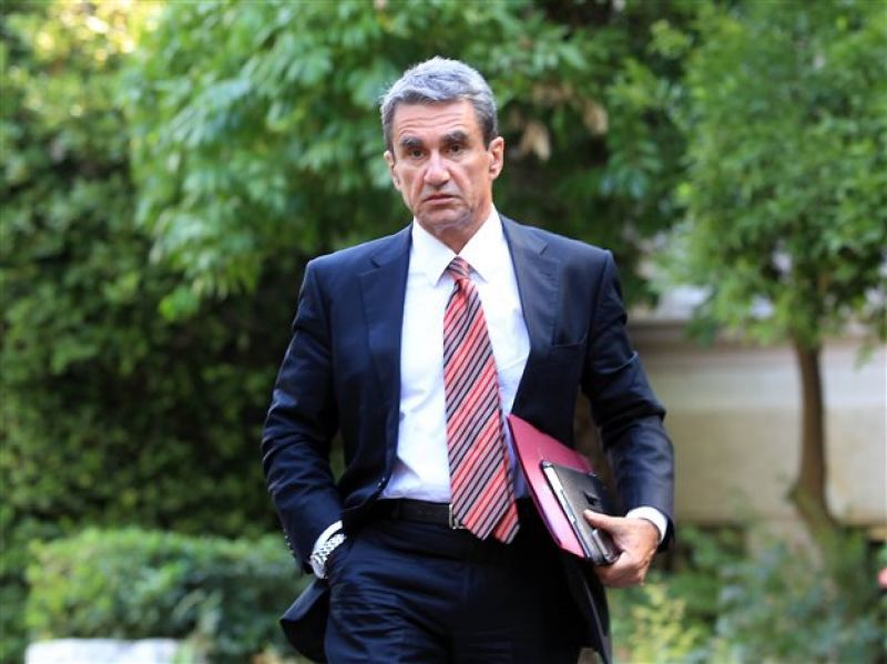 Λοβέρδος: Η Κύπρος αποφασίζει και η Ελλάδα συμπαρίσταται