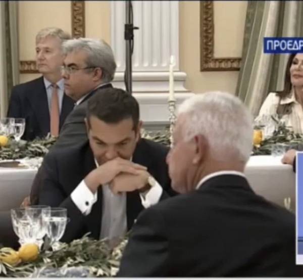 Όταν ο Τσίπρας χαμήλωνε το βλέμμα μπροστά στον Πικραμένο