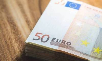 Κατατέθηκαν ήδη 10.000 αιτήσεις για την αποζημίωση των 800 ευρώ