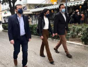 Επίσκεψη της Δόμνας Μιχαηλίδου σε προνοιακές δομές σε Τρίκαλα,Λάρισα, Θεσσαλονίκη