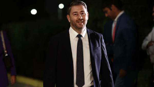 Ανδρουλάκης για μεσοπρόθεσμο: Με τόσα δισεκατομμύρια στασιμότητα και πιθανή ύφεση