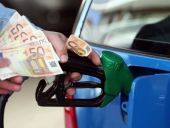Η αύξηση των τιμών στα διυλιστήρια φταίει για την "τσιμπημένη" βενζίνη- Απαντούν οι πρατηριούχοι