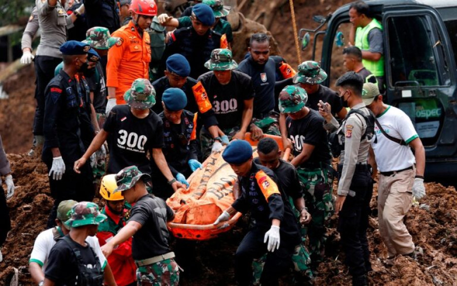 Σεισμός στην Ινδονησία: Στους 310 αυξήθηκε ο αριθμός των νεκρών