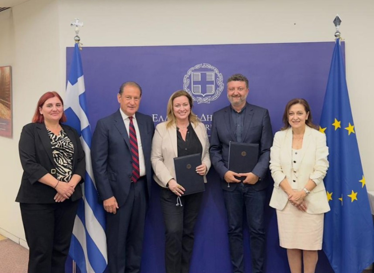 Υπογραφή Μνημονίου Συνεργασίας ΕΚΚΟΜΕΔ – Απόδημου Ελληνισμού και Δημόσιας Διπλωματίας του Υπουργείου Εξωτερικών