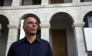 Εκκληση στους FT: Κόφτε την πλάκα με την προβολή του Βαρουφάκη!