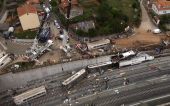 Ισπανία: Με 153 χλμ./ώρα έτρεχε το τρένο στη Γαλικία