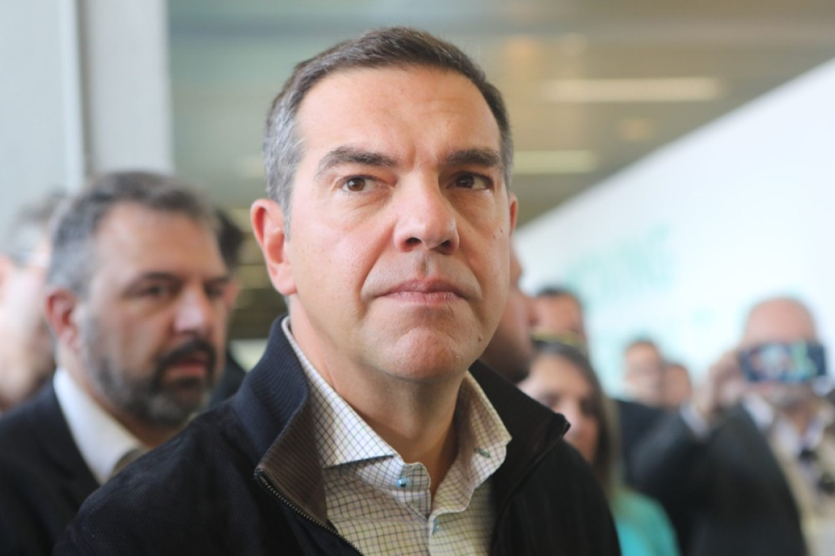 Τσίπρας: Κρατικά εγγυημένη ληστεία της μικρομεσαίας ιδιοκτησίας τα κόκκινα δάνεια