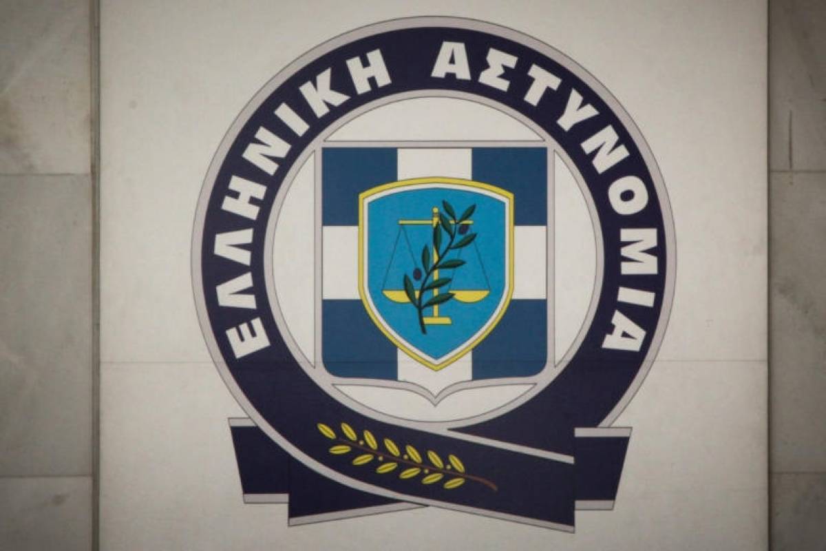 Εξάρχεια: Ταυτοποιήθηκε ανήλικος αλλοδαπός δράστης στην επίθεση σε εκλογικό τμήμα