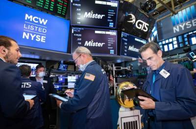 Wall Street: Δειλό ξεκίνημα με το «βλέμμα» στην απασχόληση