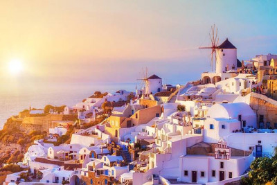 Οι FT λένε «kalimera» και προτείνουν διακοπές στην Ελλάδα