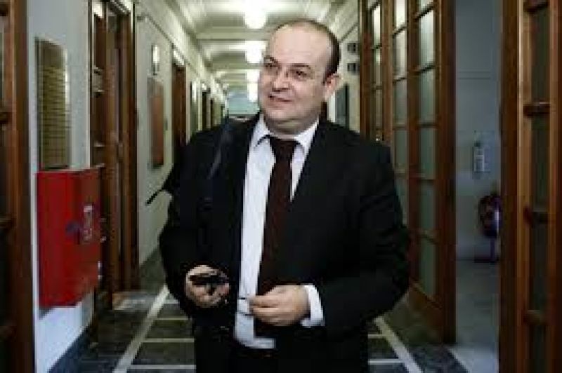 Θέμα διαχείρισης του ιδιωτικού χρέους έθεσε ο Λιάκος στους Δελφούς