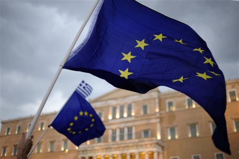 Reuters: Εντός της προθεσμίας η εκταμίευση κεφαλαίων για ανακεφαλαιοποίηση τραπεζών