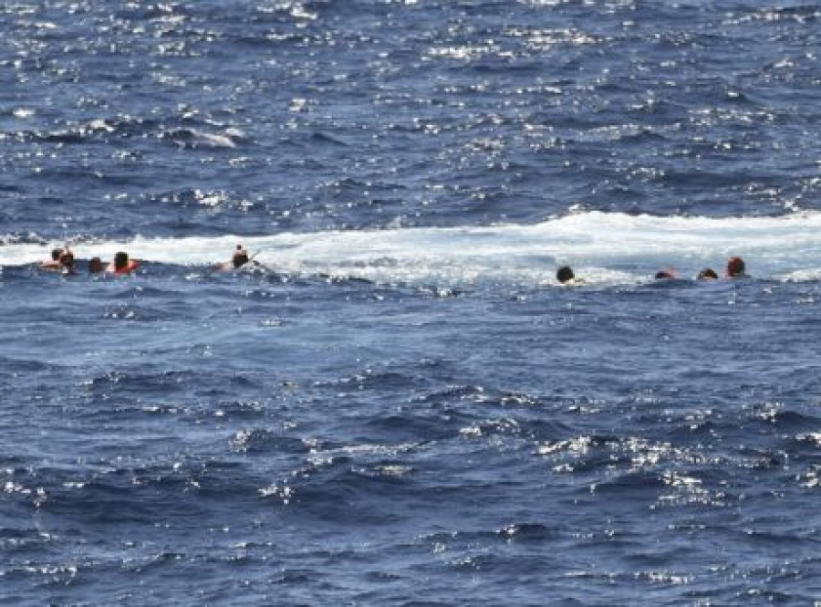 Ιταλία: Πάνω από 40 νεκροί μετανάστες σε ναυάγιο στη Λαμπεντούζα