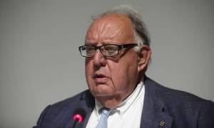 Ο Πάγκαλος δίνει δίκιο στην Παπακώστα, αλλά θέλει τον Στρατό στα Εξάρχεια…