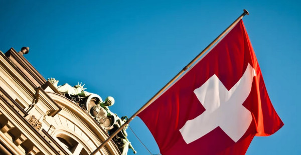 Ελβετία: Δέκα χρόνια από την τροχοπέδη στα υπερβολικά μπόνους