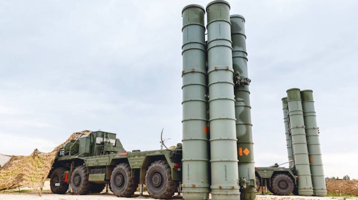 Απορρίπτει κάθε τελεσίγραφο για τους S-400 ο Τσαβούσογλου