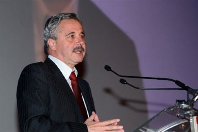 Μανιάτης: ΤΑΡ και υδρογονάνθρακες "κλειδώνουν" την ενεργειακή ασφάλεια της χώρας