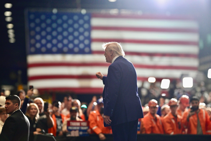 Τραμπ-US Steel: Νέες εξαγγελίες αύξησης δασμών στο 50% σε χάλυβα-αλουμίνιο