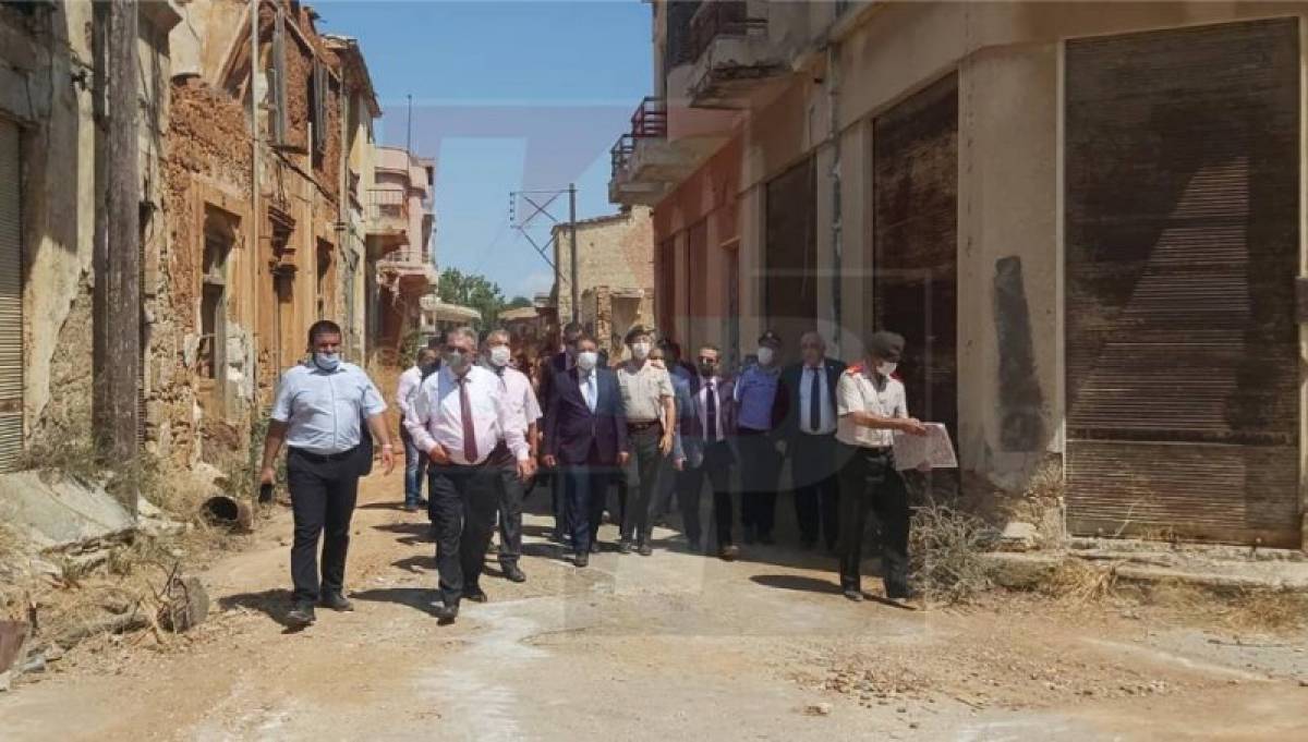 Άνοιξε παραλιακό μέτωπο επιπλέον 500 μέτρων στο Βαρώσι