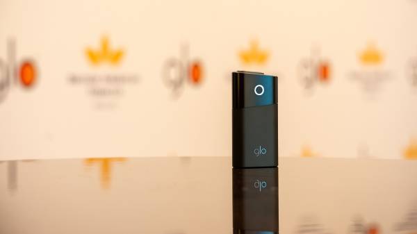 Μια νέα «έξυπνη» συσκευή για κάπνισμα χωρίς... καπνό