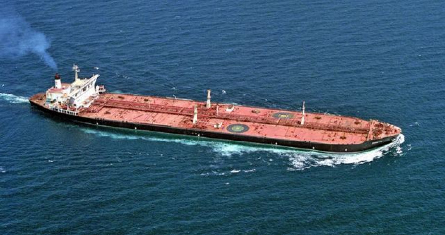 Απελευθερώνεται το ρωσικό δεξαμενόπλοιο στην Κάρυστο