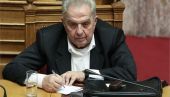 Δε μας τα λέει καλά ο κυρ- Αλέκος