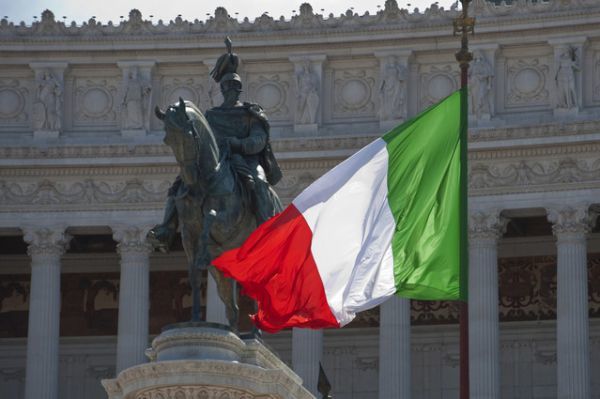 Μεγάλη άνοδος στο επιτόκιο του ιταλικού 10ετούς