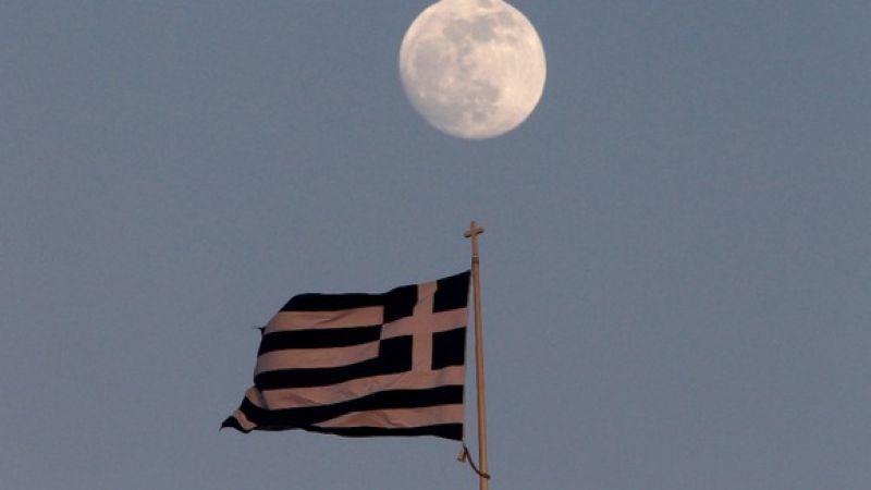 Ernst &amp; Young: Αναιμική ανάπτυξη στην Ελλάδα από το β' τρίμηνο του 2014