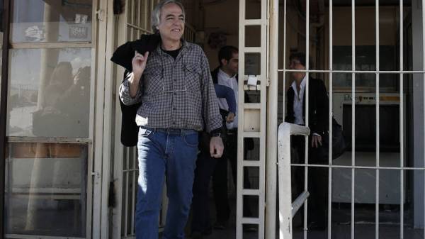 Νέα τετραήμερη άδεια Κουφοντίνα και... δώρο δύο μέρες οδοιπορικά