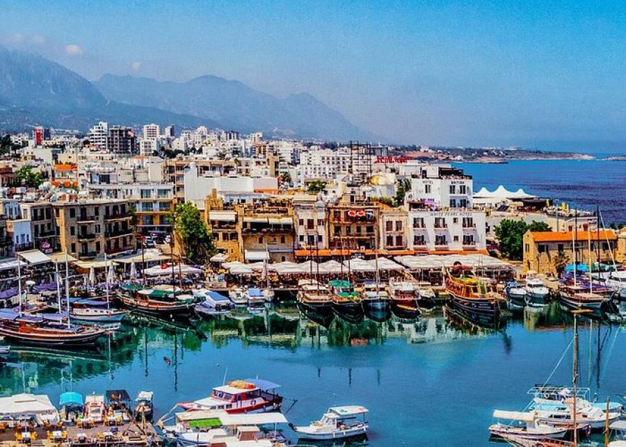 Κύπρος: Αυστηροποίηση μέτρων- SafePass παντού και μόνο καθήμενους στην εστίαση