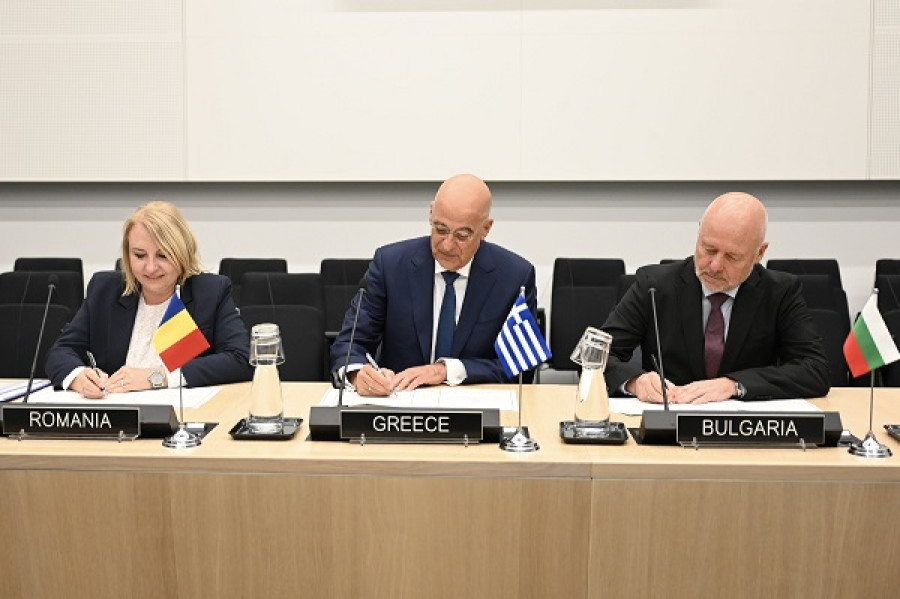 Τι σηματοδοτεί η επέκταση των αγωγών καυσίμων του ΝΑΤΟ